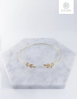 Load image into Gallery viewer, Open Leaf Cuff Bangle (3 Colors)
