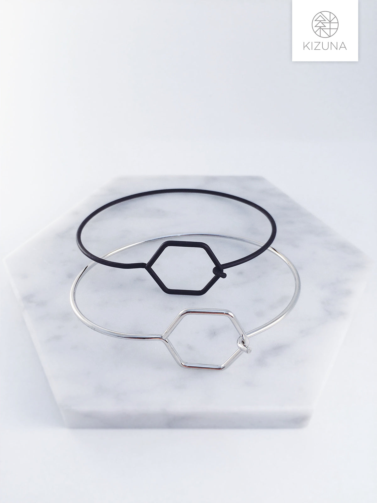 Minimalist Hexagon Bangle (2 Colors)