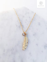 Load image into Gallery viewer, Leaf Necklace (2 Colors)
