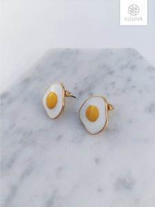 Egg-cellent Accessories!