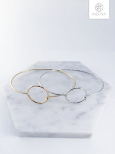 Minimalist Hexagon Bangle (2 Colors)