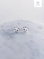 Load image into Gallery viewer, Cat w Dazzling Eyes Earrings (3 Colors)
