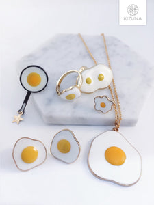 Egg-cellent Accessories!