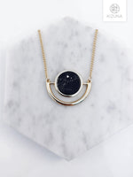 Load image into Gallery viewer, Black &amp; White Round Howlite Marble Short Necklace
