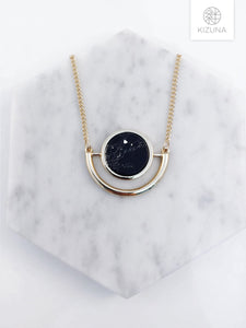 Black & White Round Howlite Marble Short Necklace