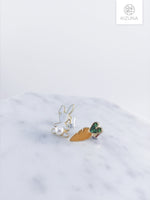 Load image into Gallery viewer, Rabbit &amp; Carrot Earring Set
