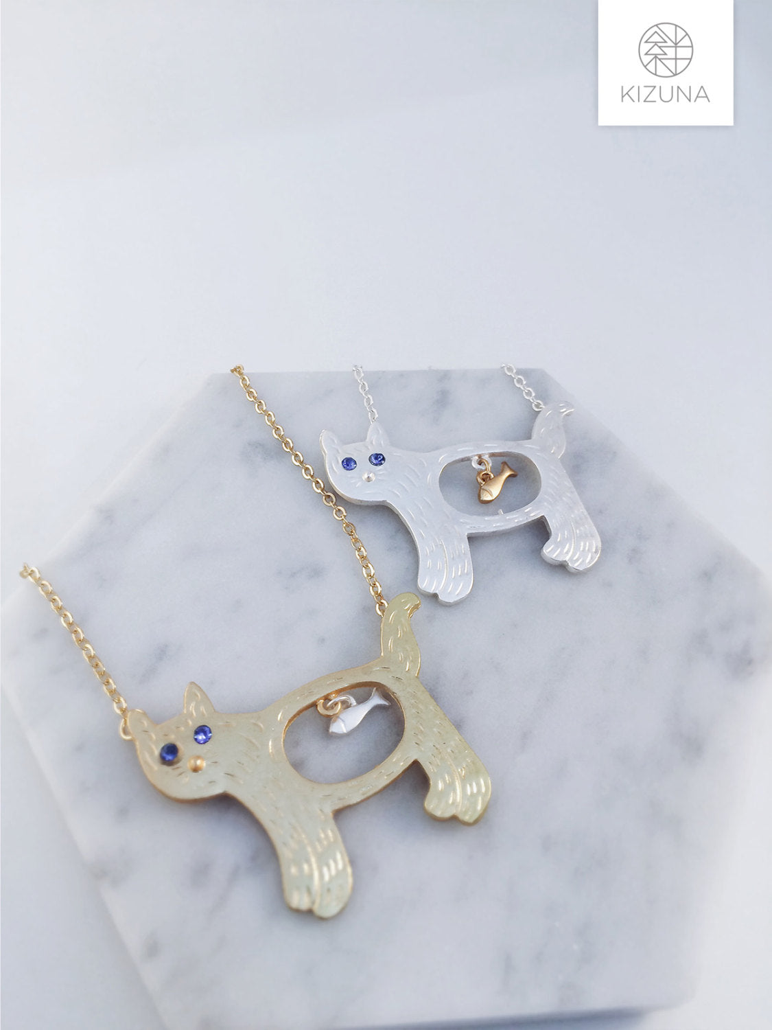 Hungry Cat Necklace w Fish (2 Colors)