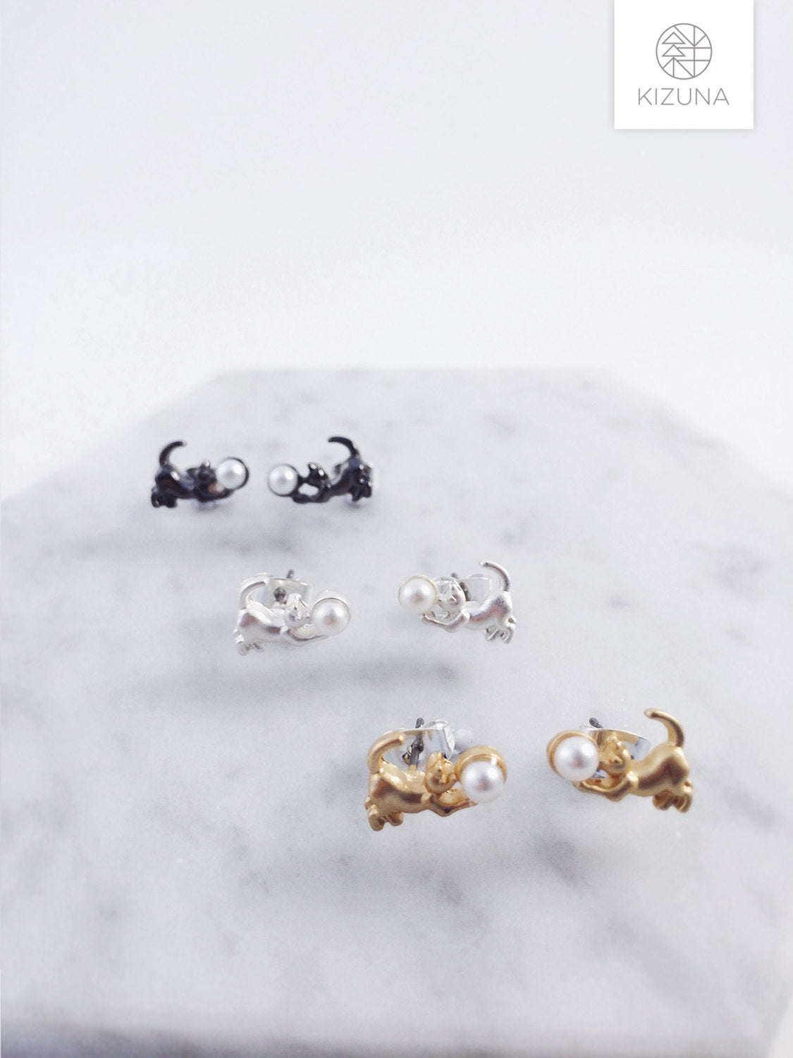 Playful Cat w Pearl Ball Stud Earrings (3 Colors)