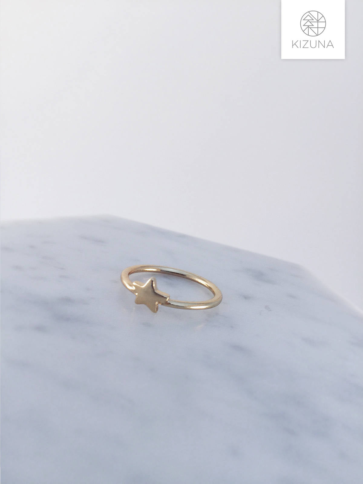 Minimalist Gold Star Ring