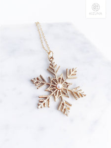 Snowflake Necklace (Christmas Exclusive )