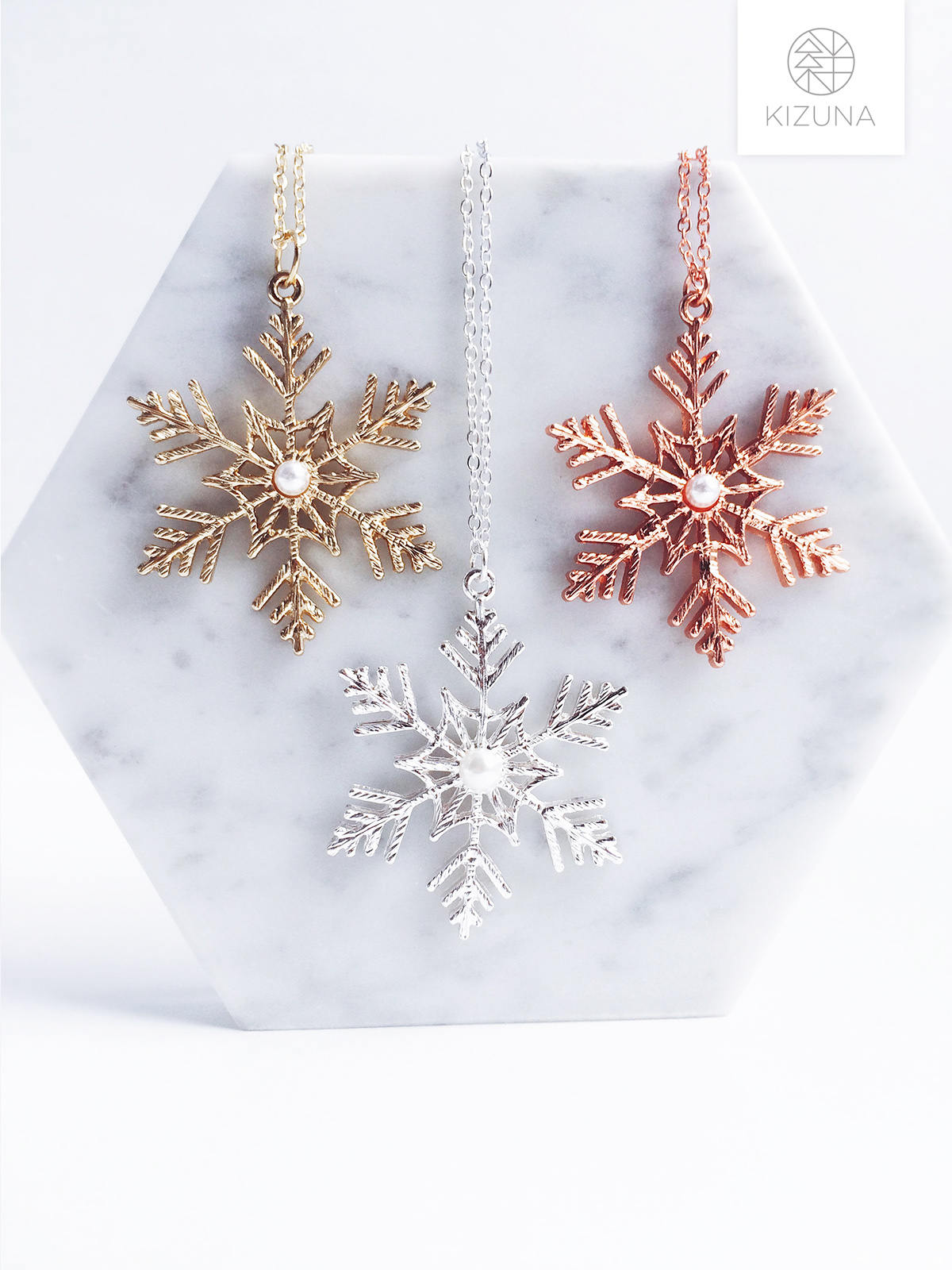 Snowflake Necklace (Christmas Exclusive )