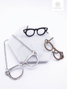 Vintage Glasses Necklace (3 Colors)