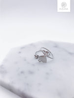 Load image into Gallery viewer, Alice in Wonderland Stackable Ring (Alice style)
