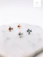 Load image into Gallery viewer, Simple Scissor Earring Studs (2 Colors)
