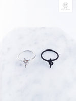 Load image into Gallery viewer, Minimalist Twisted Nail Pinky Ring (2 Colors)
