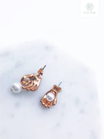 Load image into Gallery viewer, Holding Hand w Pearl Stud Earrings
