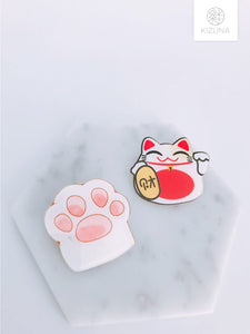 Fortune Cat Paw Pin (2 styles)