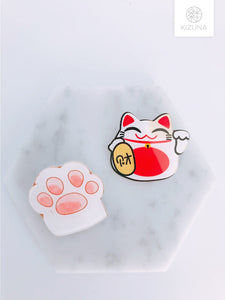 Fortune Cat Paw Pin (2 styles)