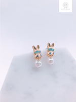 Load image into Gallery viewer, Rabbit Princess Earring w Pearl (2 Colors)
