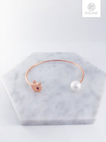 Load image into Gallery viewer, Cat Bangle With Pearl (3 Colors)
