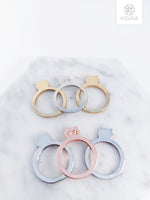 Load image into Gallery viewer, Stackable Cat Ring (2 Colors)
