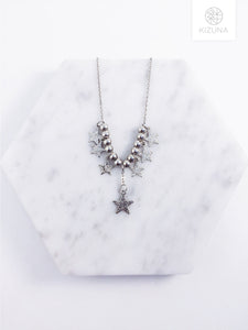 Fuzzy Star Necklace (2 Colors)